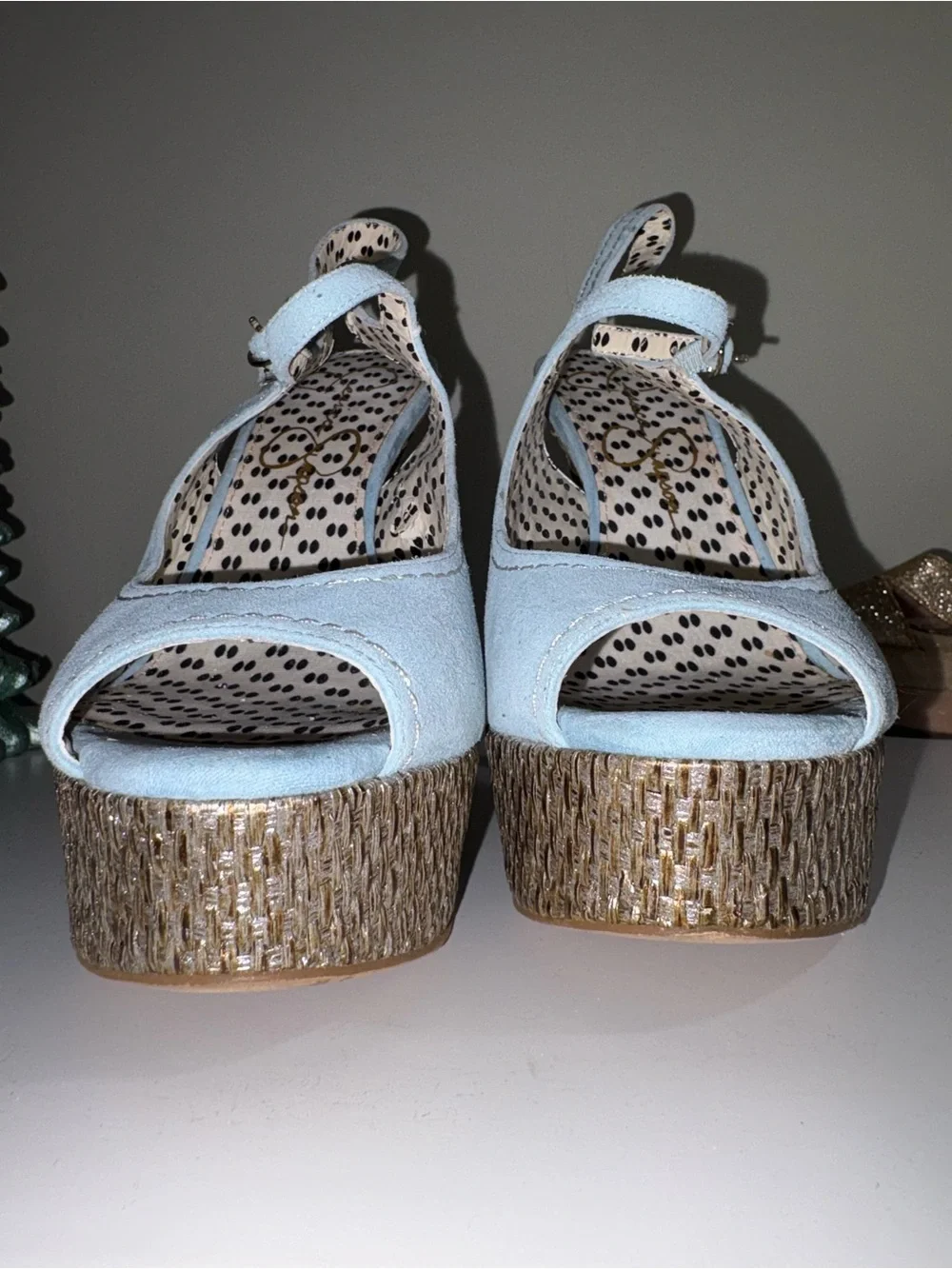 Rare Jessica Simpson Eddy Platform Peep Toe Heels in Blue w/ Woven Gold Platform